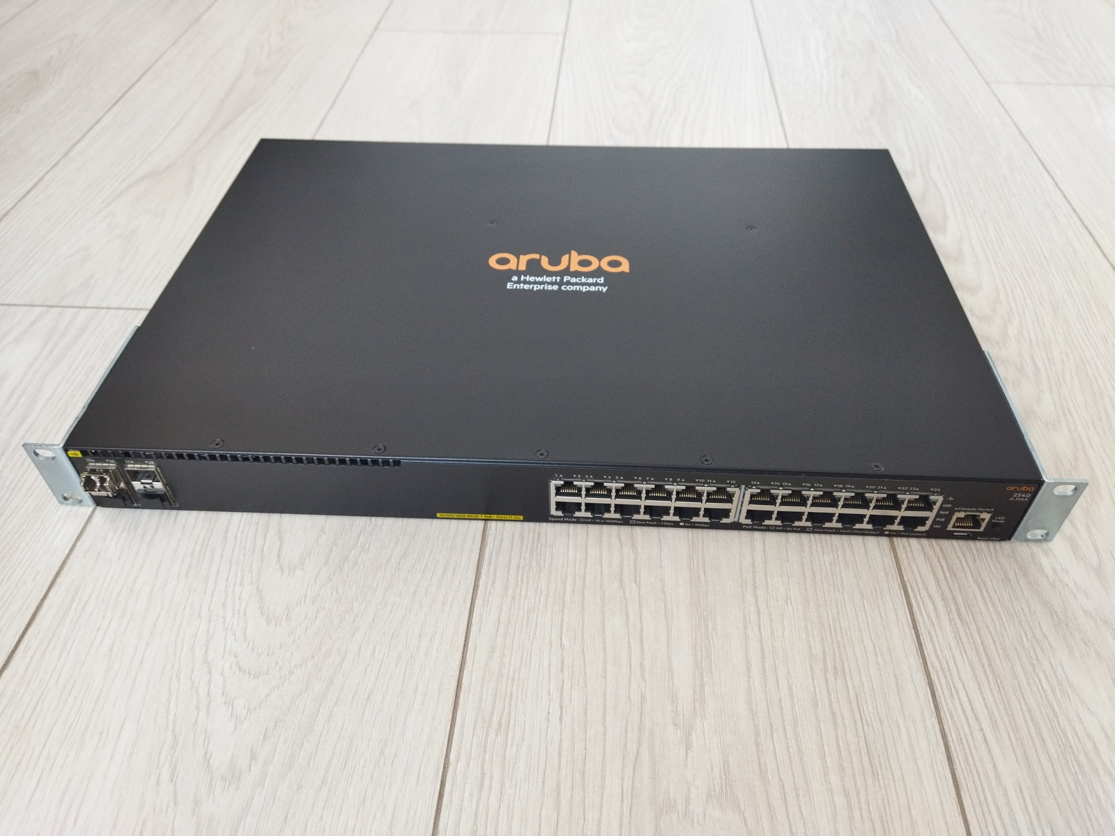 Aruba 2540 (JL356A-60001) – 24G PoE+ Managed Switch used