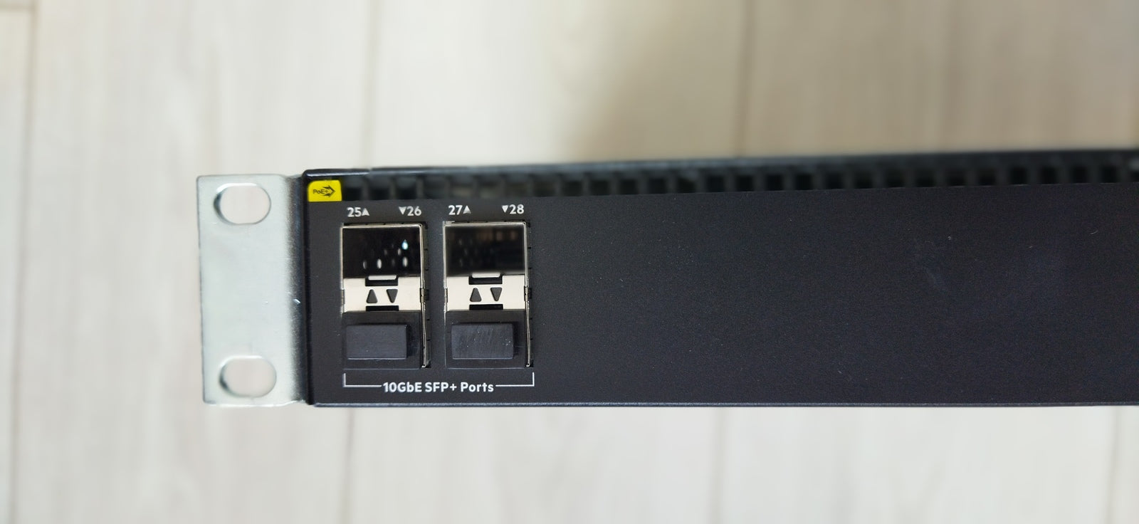 Aruba 2540 (JL356A-60001) – 24G PoE+ Managed Switch used