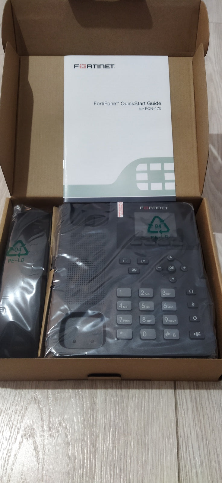 Fortinet FortiFone-175 (FON-175) – IP Telephone