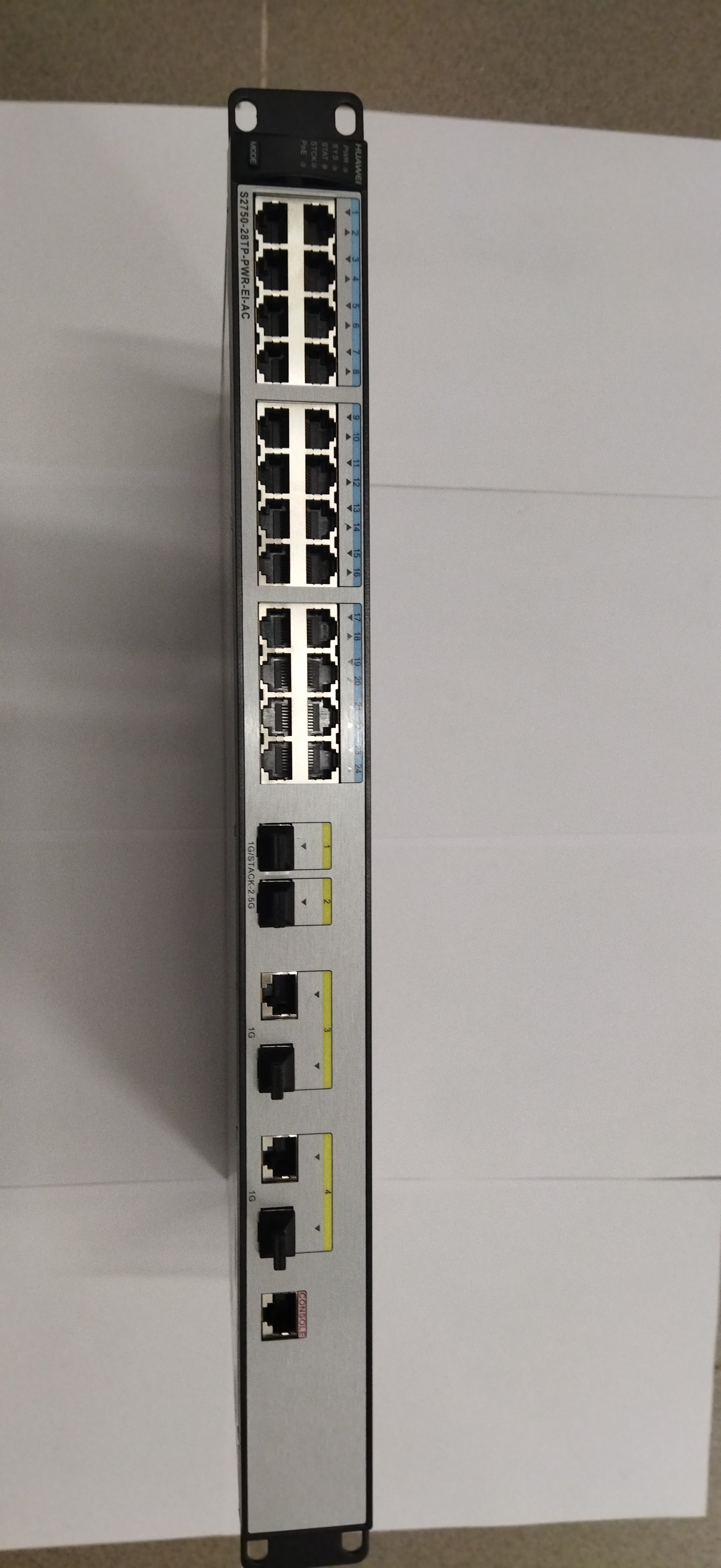 Huawei S2750-28TP-PWR-EI-AC – Managed PoE Switch