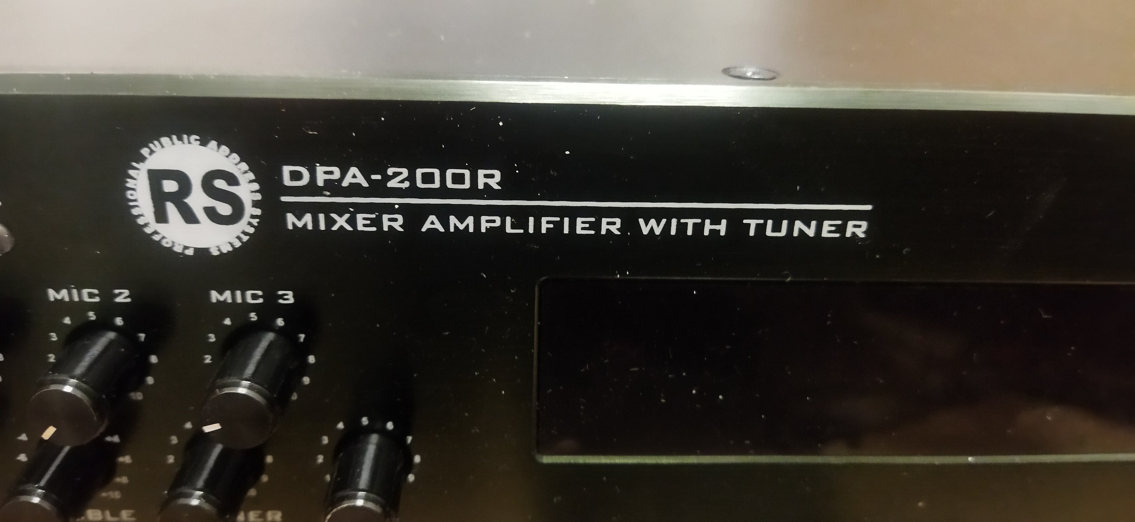 RS AUDIO DPA-200 Mixer Amplifier with tuner